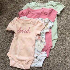NEW 4-pack Onesie Set